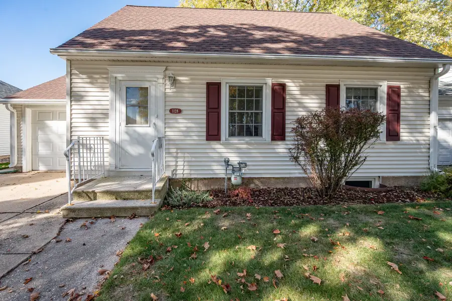 1128 Marquette Avenue, Green Bay, WI 54304-2418 - Image #3