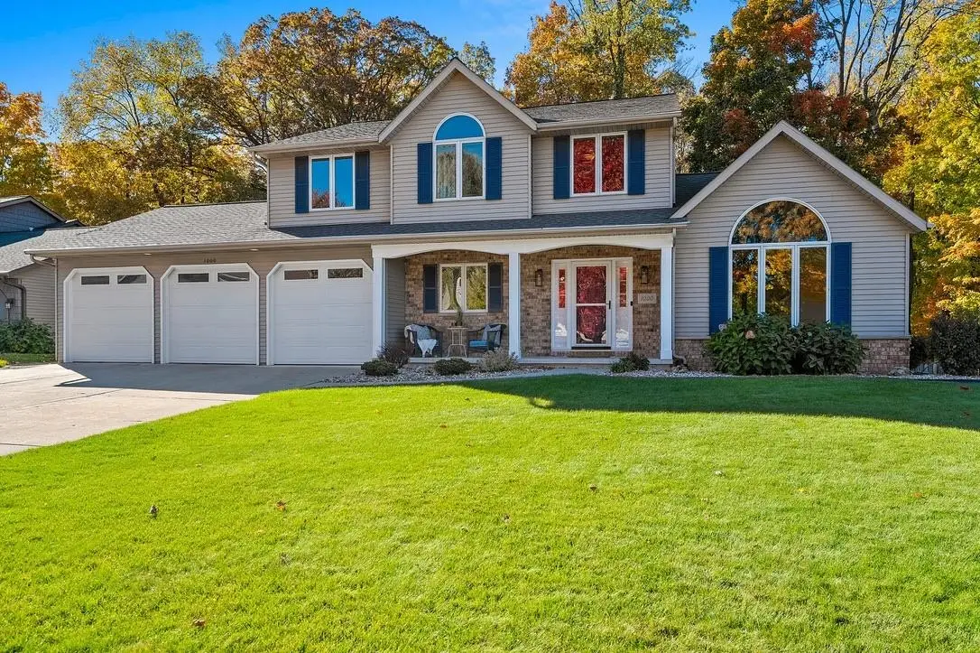 1000 Rolling Green Drive, Green Bay, WI 54313-5151 - Image #1