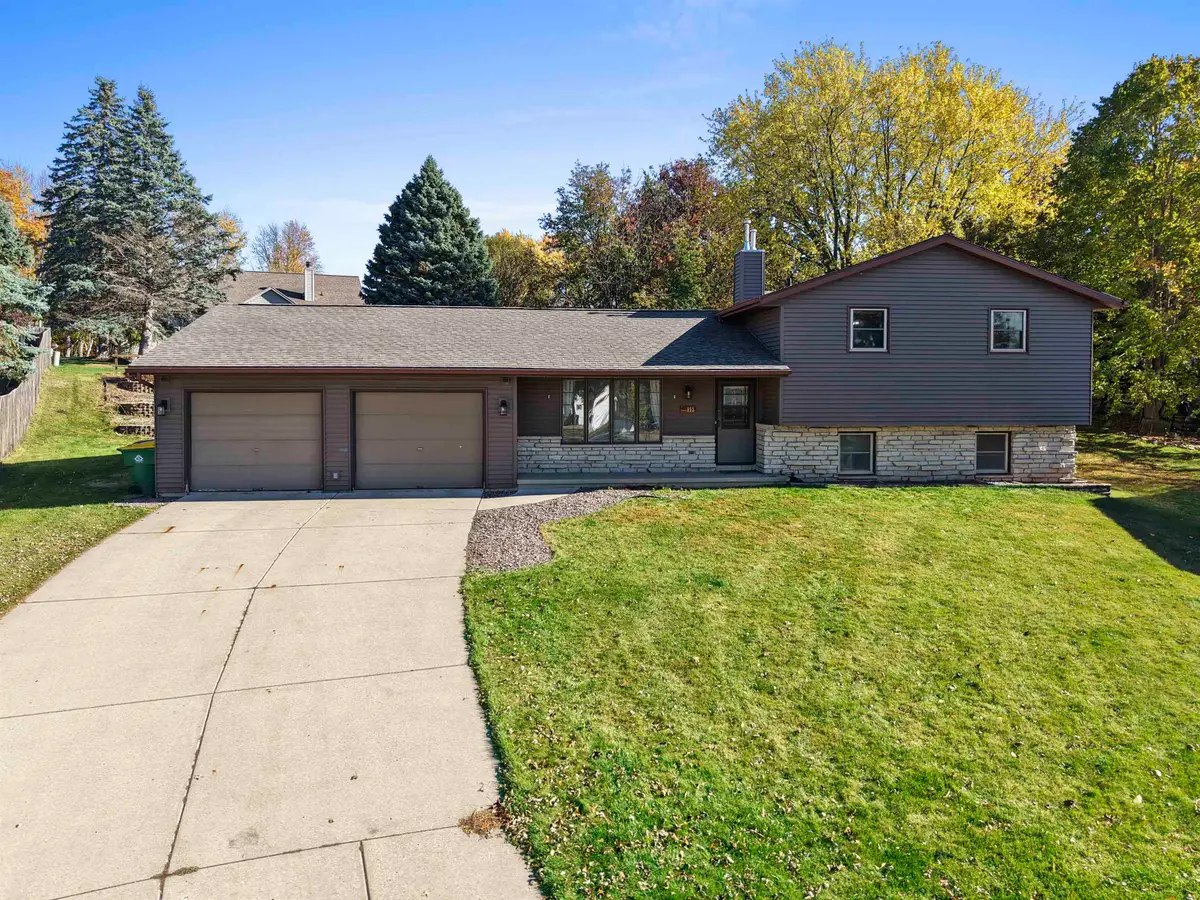 953 Hilly Haven Court, Green Bay, WI 54311 - Image #1