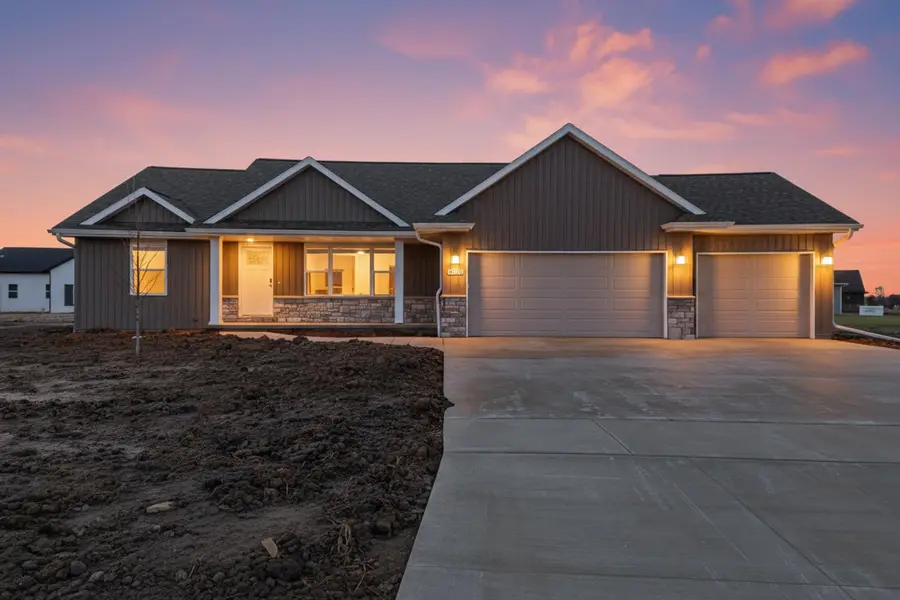 3019 Woodward Way, De Pere, WI 54115 - Image #2