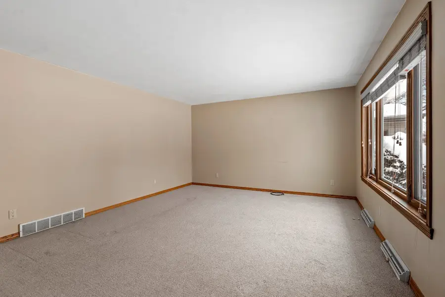 2405 N Erb Street, Appleton, WI 54911 - Image #2