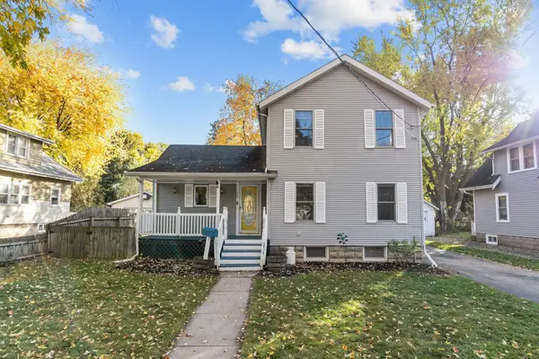 1600 N Superior Street, APPLETON, WI 54911