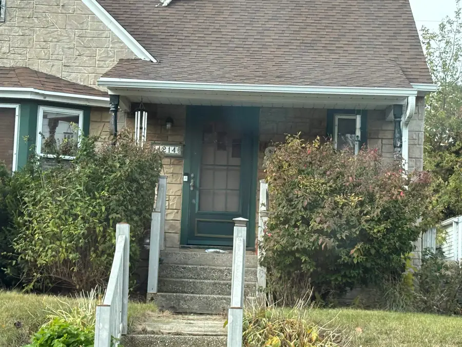 1214 S 18th Street, Manitowoc, WI 54220 - Image #2