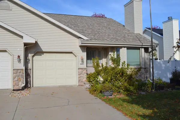 2456 Blake Court, OSHKOSH, WI 54904-7890