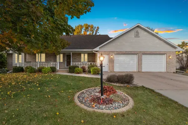 2238 Hopf Lane, DE PERE, WI 54115