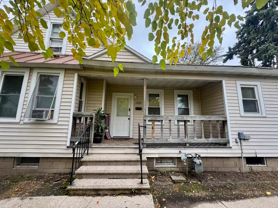 1015 E Walnut Street, Green Bay, WI 54301-4405 - Image #3