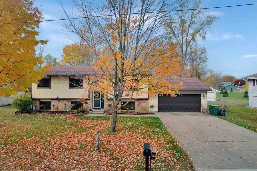 1420 Edwin Street, Marinette, WI 54143 - Image #2