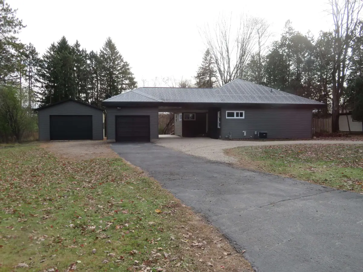 245 Summit Street, Iola, WI 54945 - Image #1