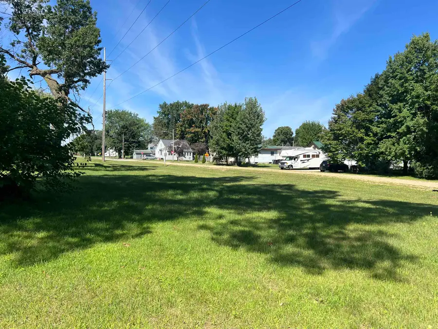 Lafayette Street #1, Shawano, WI 54166-0000 - Image #2