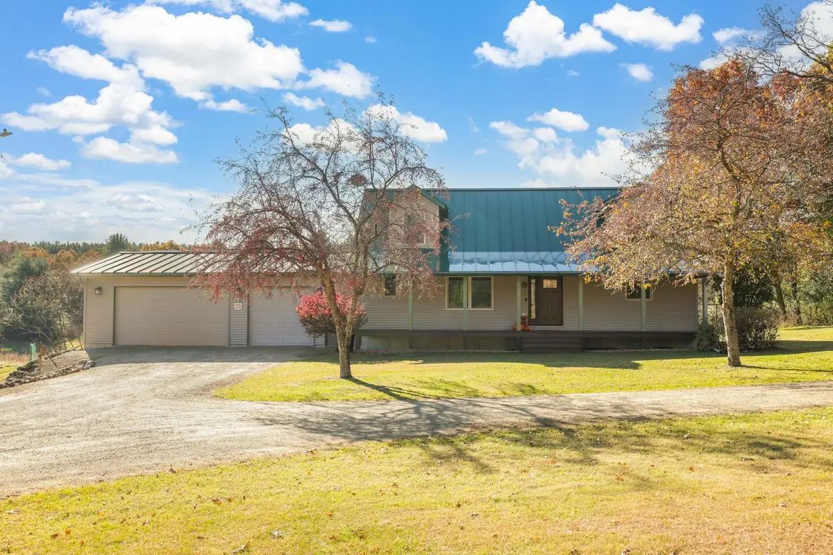 W4789 N Long Lake Road, Waupaca, WI 54981 - Image #1