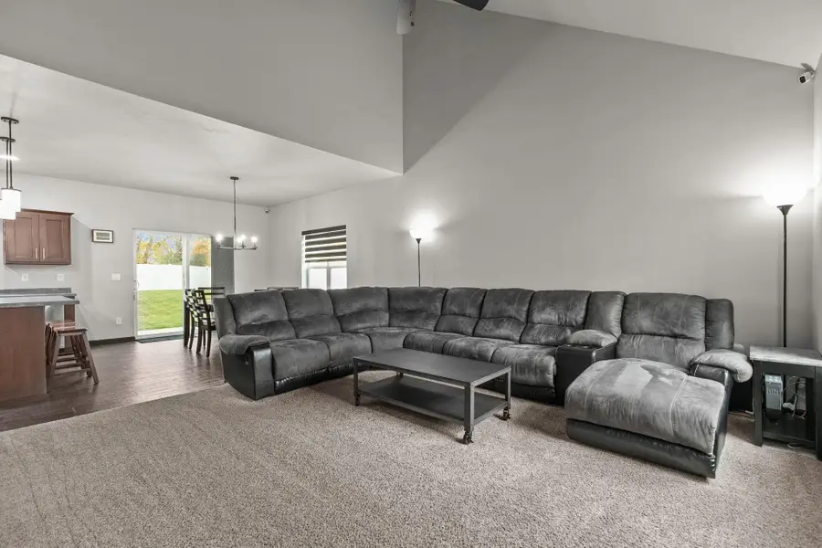 3005 Crooks Avenue, Kaukauna, WI 54130-4319 - Image #3