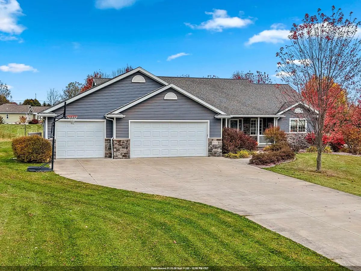 9410 Memory Lane, Neenah, WI 54956 - Image #1