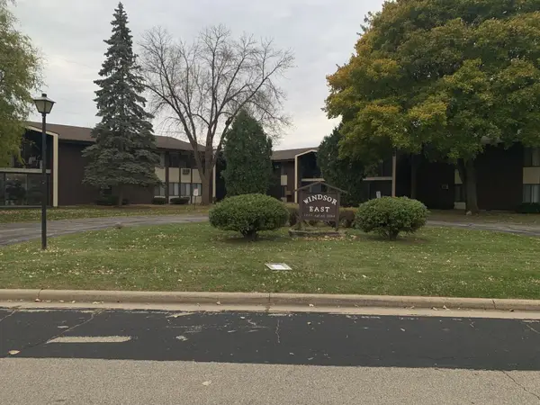 1699 Alcan Drive #203, MENASHA, WI 54952-1251