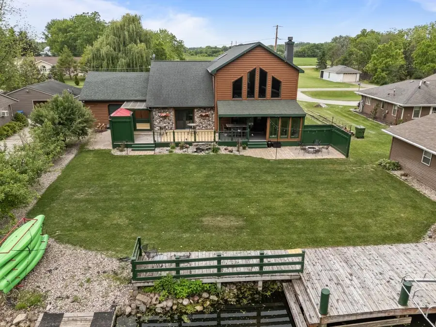 6764 Lee Harbor Lane, Oshkosh, WI 54902-9106 - Image #3