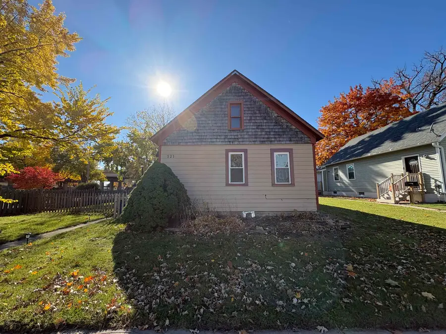 521 Clinton Street, Green Bay, WI 54303-1537 - Image #2