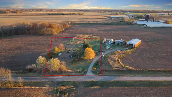 1320 Geneva Road, HOBART, WI 54115