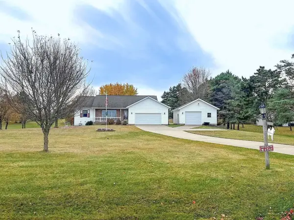 W6547 Number 2 Road, MENOMINEE, MI 49858