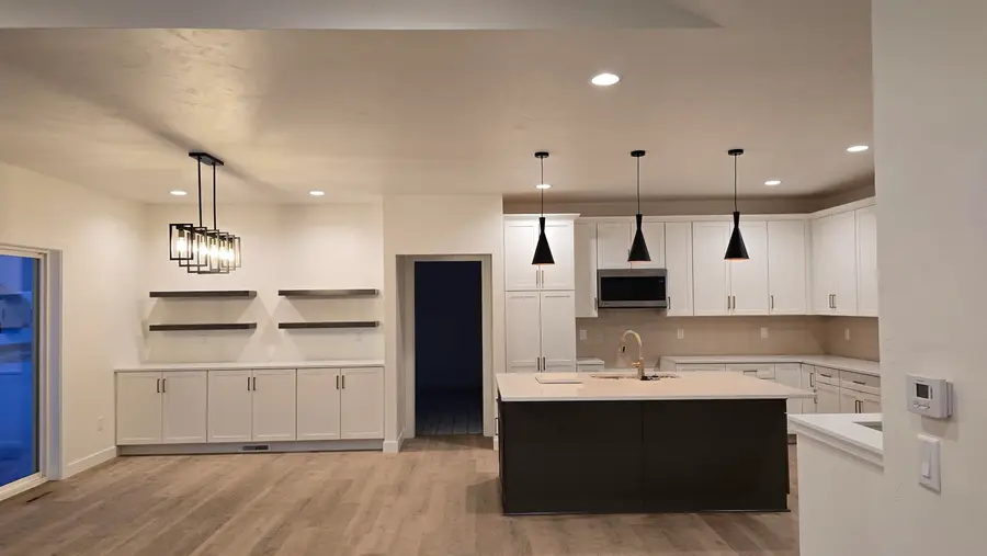 N9270 Anton Street, Appleton, WI 54915 - Image #2