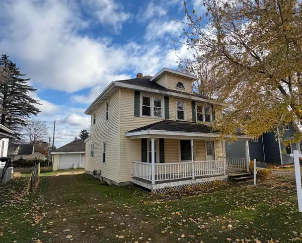 172 N Main Street, CLINTONVILLE, WI 54929