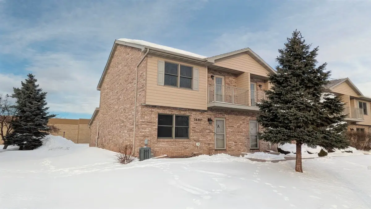 1690 Drum Corps Drive #A, Menasha, WI 54952-1169 - Image #1