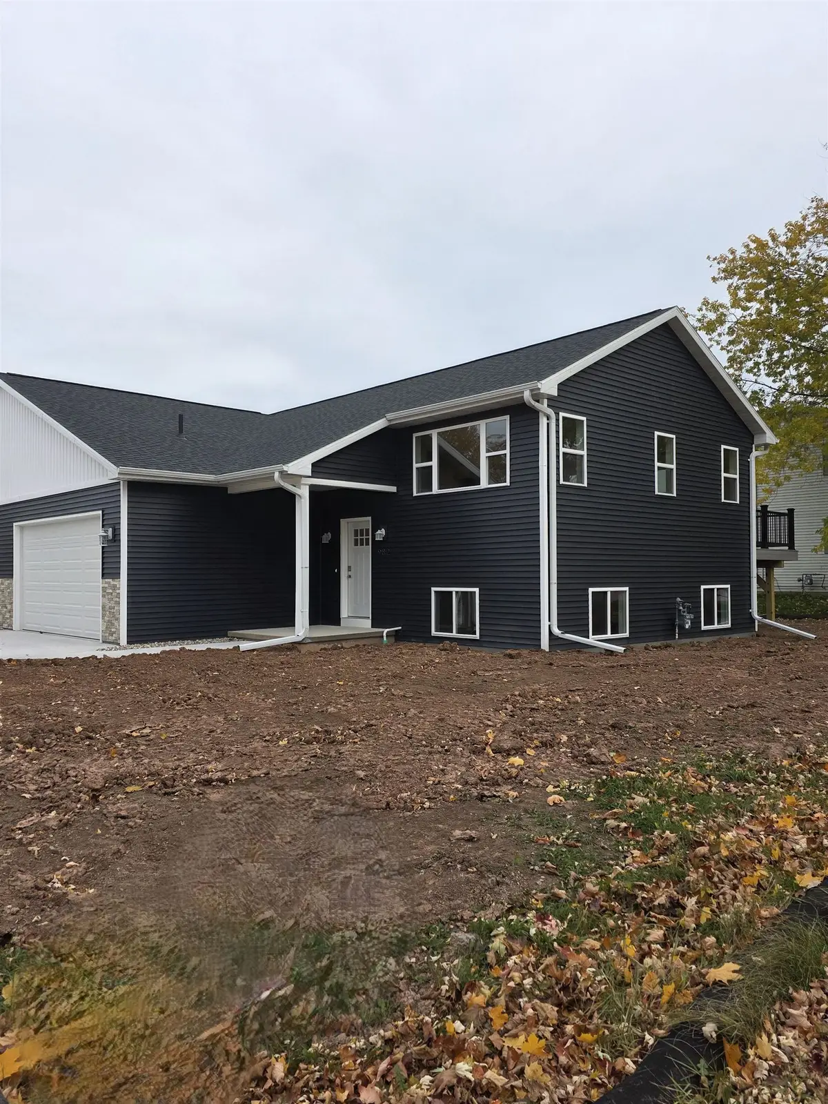 982 Byrd Avenue, Neenah, WI 54956 - Image #1