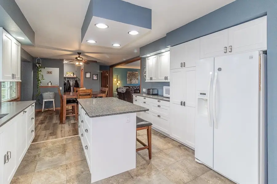 N1613 Erdine Lane, Hortonville, WI 54944-8413 - Image #3