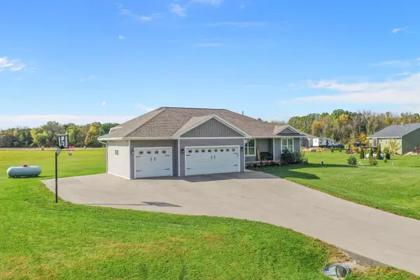 2851 T Berg Circle, ABRAMS, WI 54101-9455