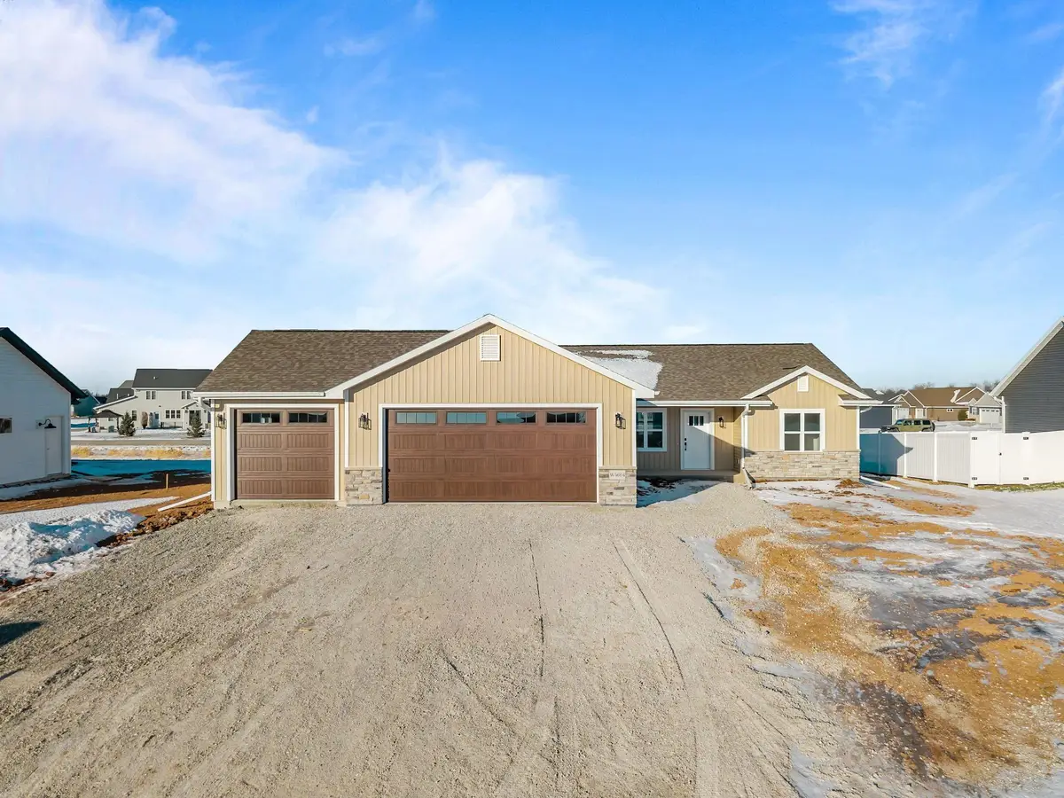 W5604 Tonys Way, Appleton, WI 54915-2886 - Image #1