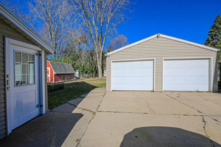1424 E College Avenue, Appleton, WI 54915 - Image #3