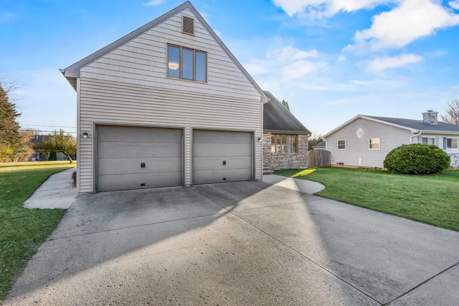 120 Gregor Court, Appleton, WI 54915 - Image #3