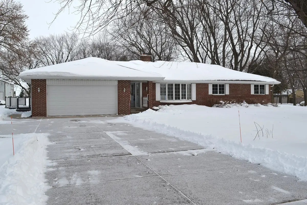 3856 Knapp Street, Oshkosh, WI 54902 - Image #1