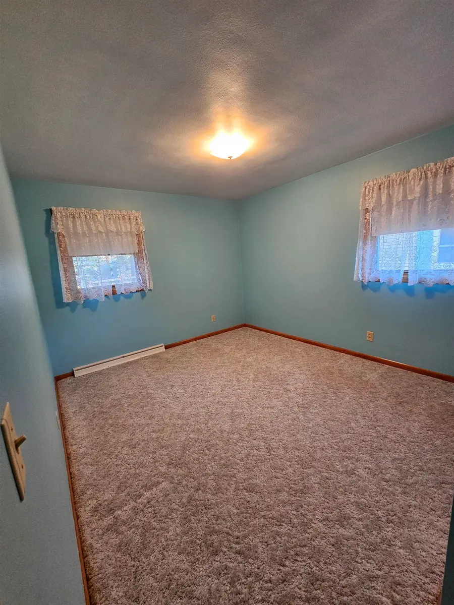 630 W Hosmer Street, Marinette, WI 54143 - Image #3