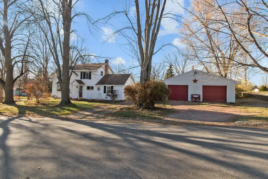 211 N Briggs Street, Hortonville, WI 54944 - Image #2