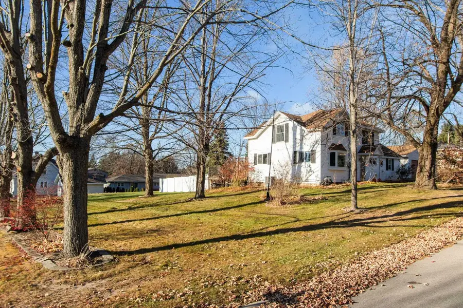 211 N Briggs Street, Hortonville, WI 54944 - Image #3