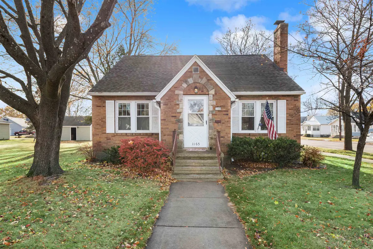 1165 Logan Avenue, Marinette, WI 54143 - Image #1