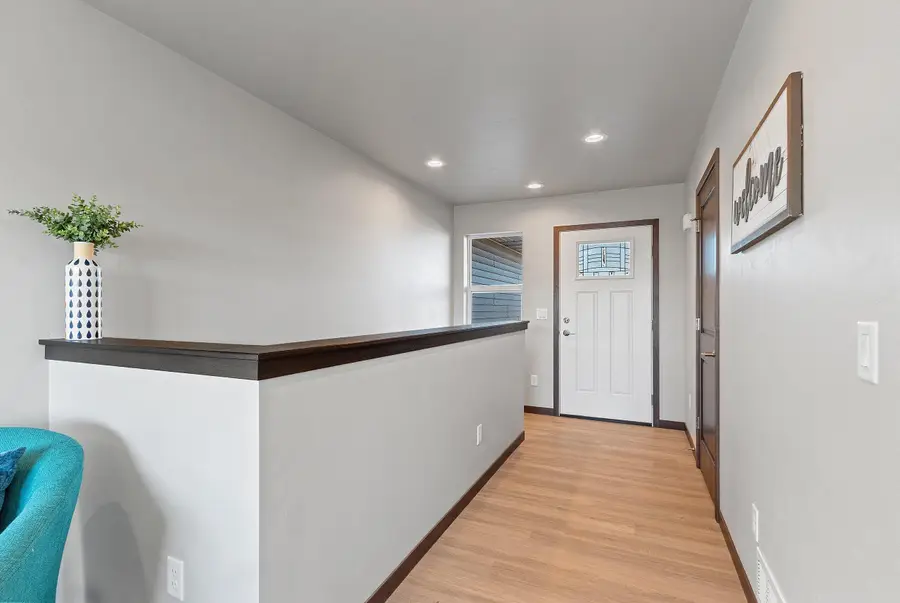 1715 Sovereign Way, Neenah, WI 54956 - Image #3