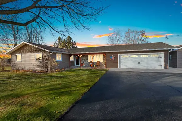 N5595 Locust Road, SHAWANO, WI 54166