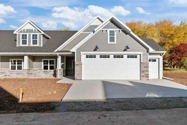 W4962 Cottage Lane, SHERWOOD, WI 54169-1302