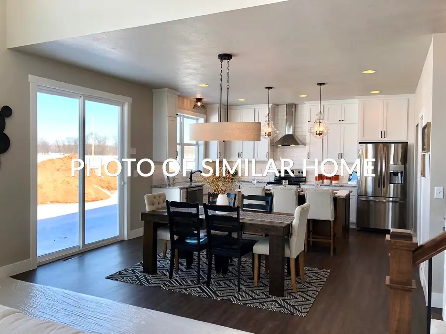 4065 N Hegner Farm Court, Grand Chute, WI 54913 - Image #3