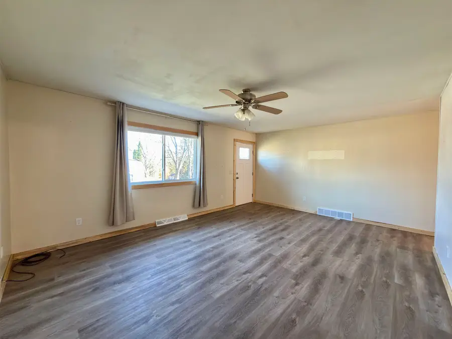 163 N Kossuth Street, Berlin, WI 54923 - Image #2