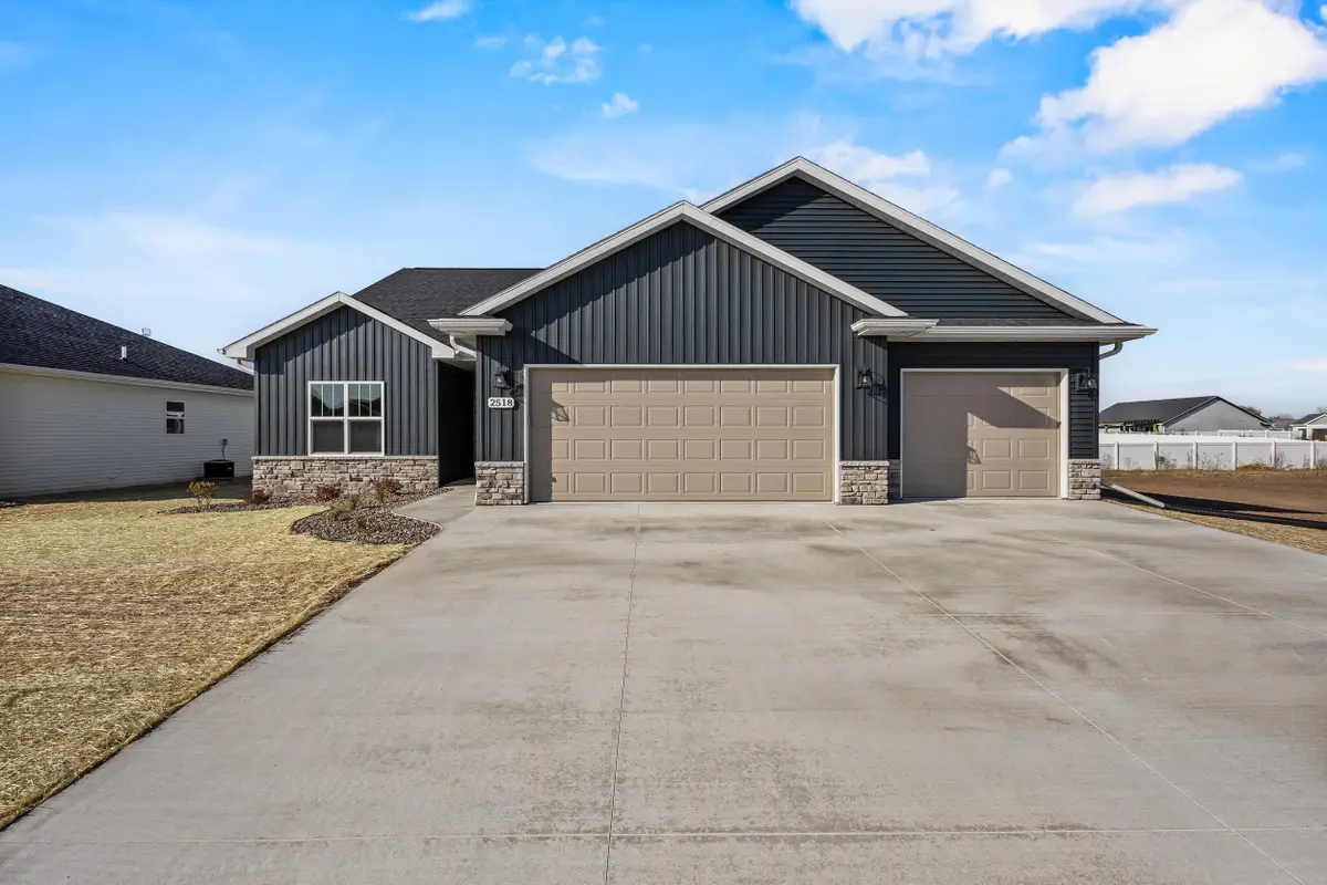 2518 Tipperary Trail, De Pere, WI 54115 - Image #1