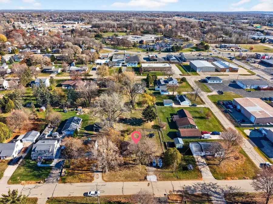 2530 Barbara Avenue, Appleton, WI 54915 - Image #2