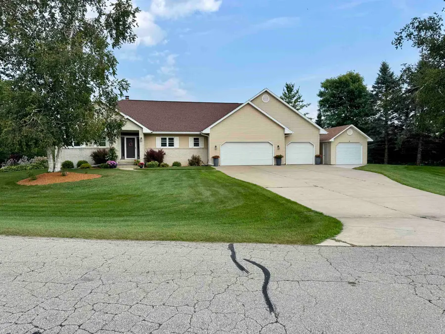 N4762 Bueno Vista Court, Krakow, WI 54137 - Image #2