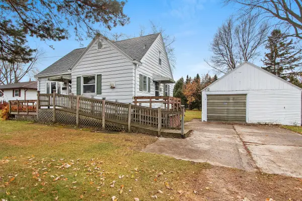 8088 Dickinson Road, GREENLEAF, WI 54126-9467