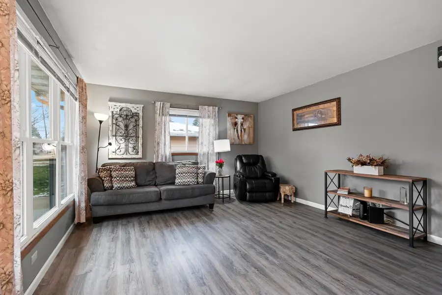 1520 W 9th Avenue, Oshkosh, WI 54902 - Image #3