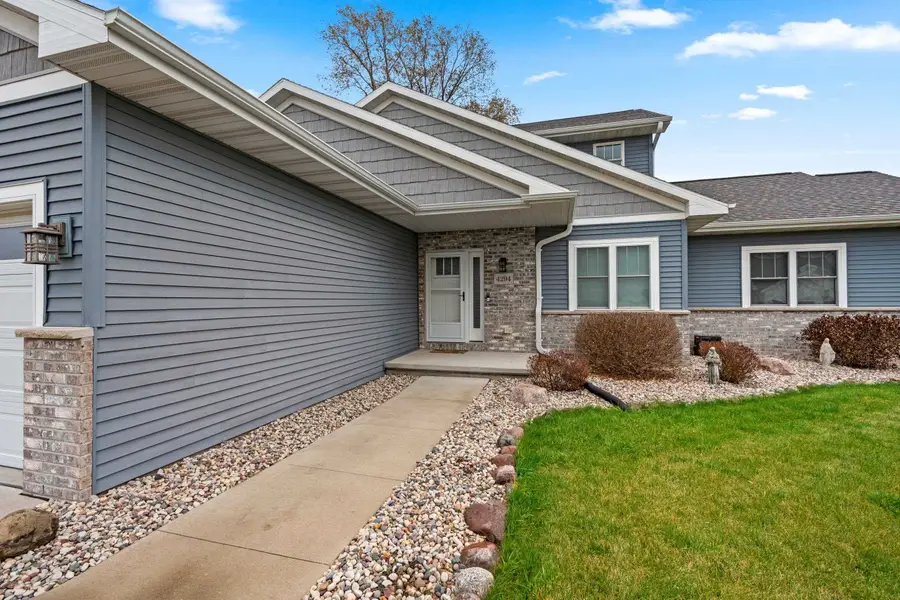 4294 N Crane Drive, Appleton, WI 54914 - Image #2
