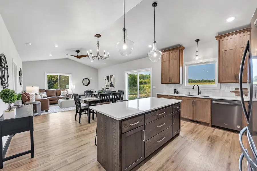 2765 County Rd Ee, Abrams, WI 54101 - Image #3