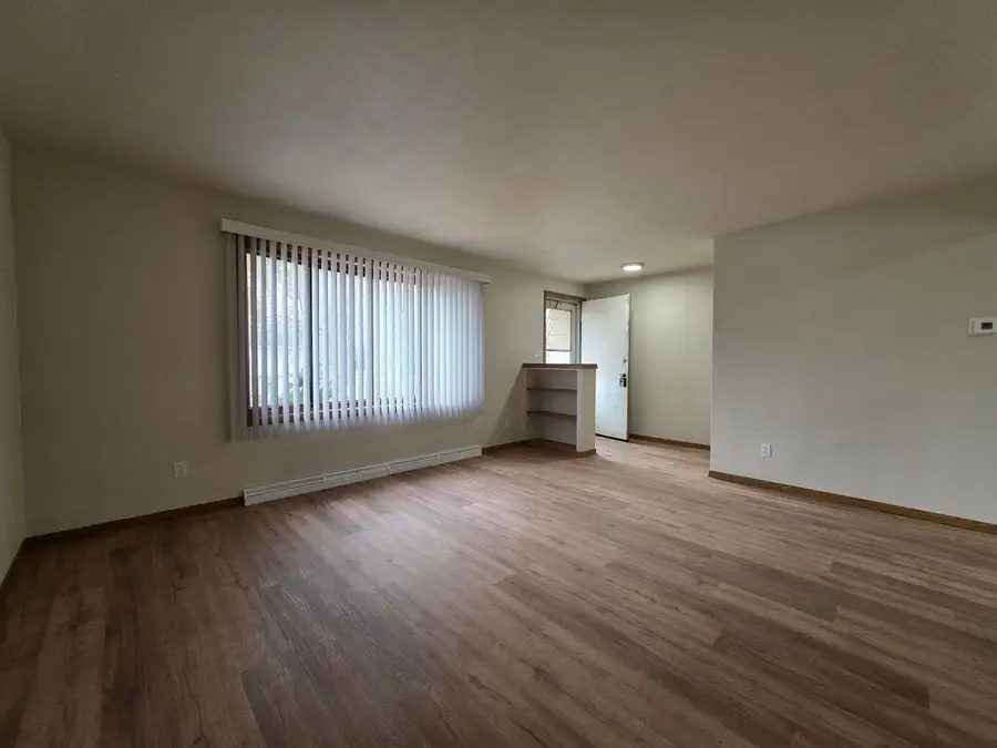 1254 Meadow Lane, Neenah, WI 54956-3941 - Image #3