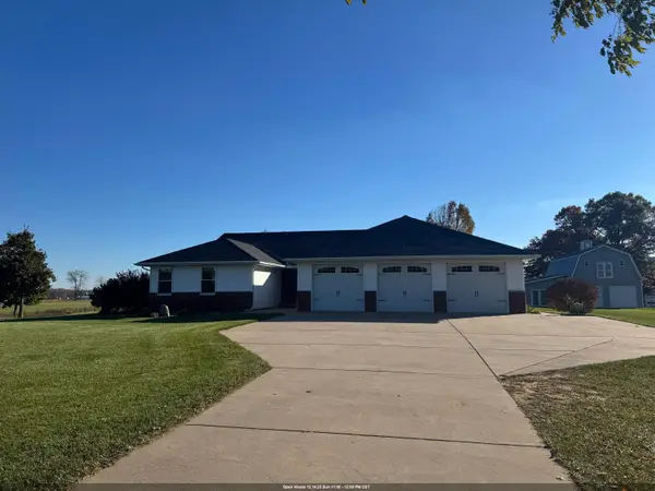 E7555 Ostrander Road, NEW LONDON, WI 54961