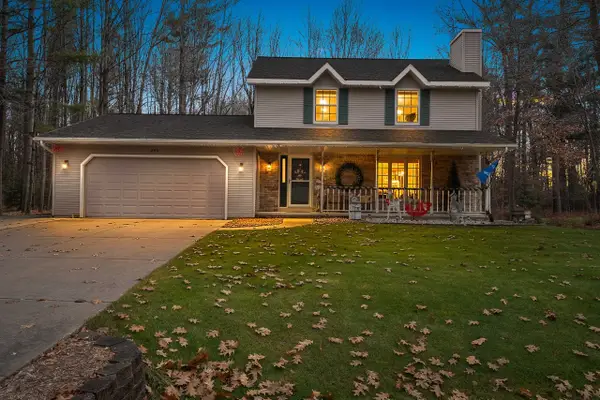 280 River Pine Drive, SHAWANO, WI 54166